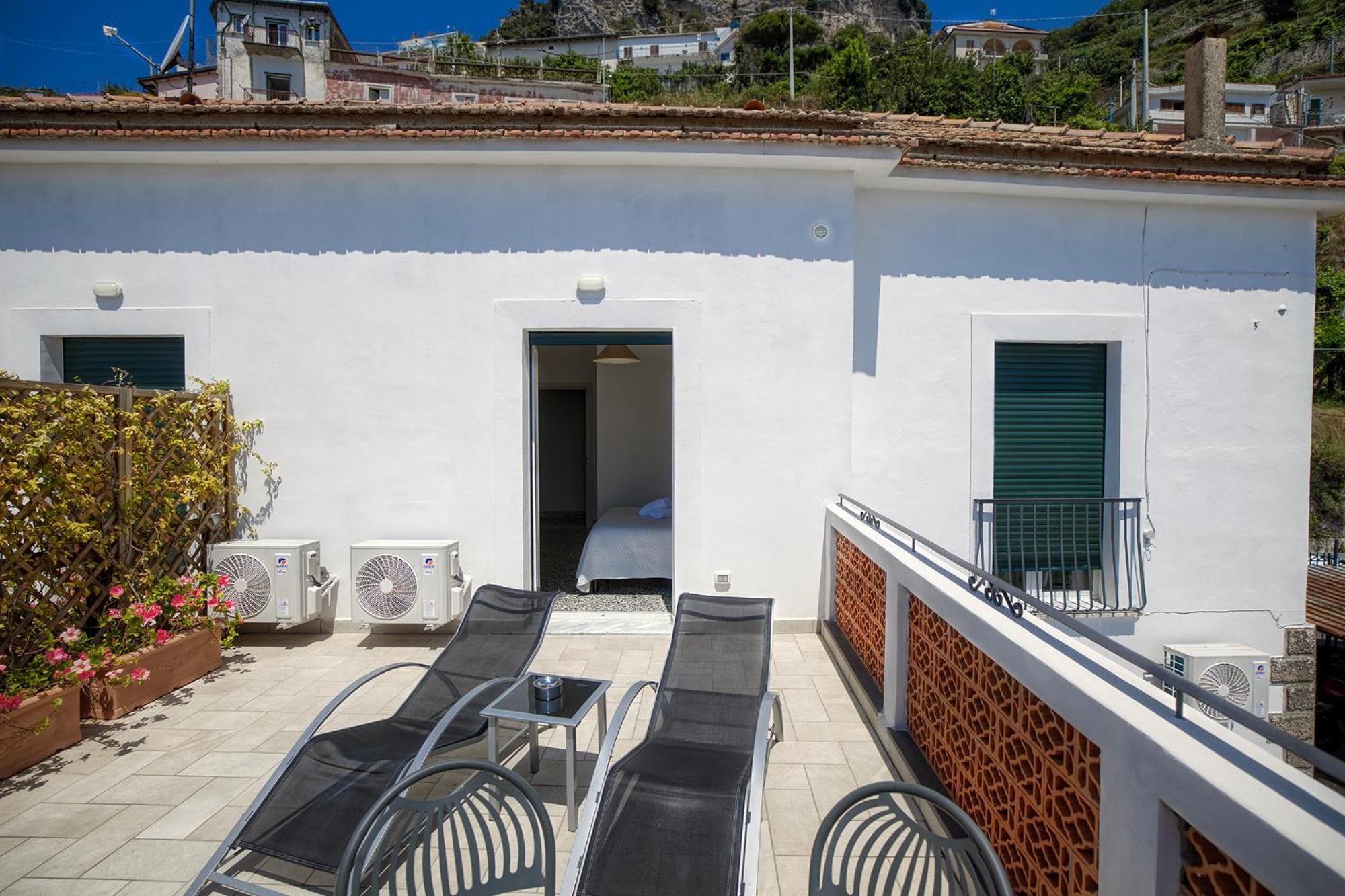 Pino Guest house Furore